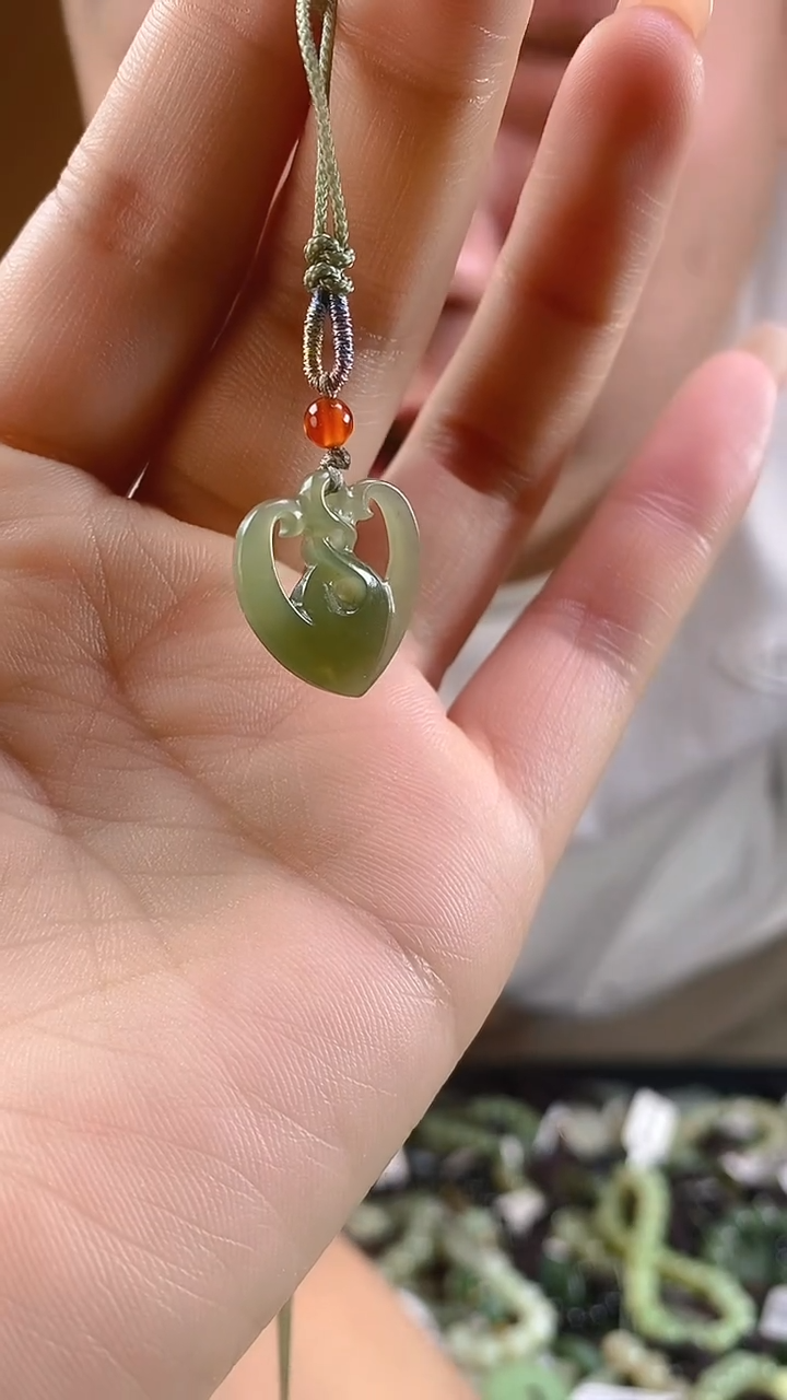 和田玉未镶嵌颈饰多样性发货，拍一发一