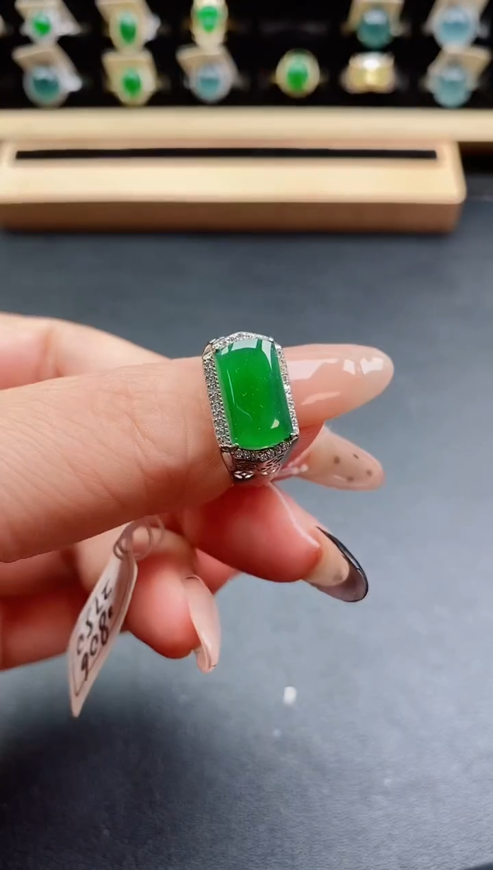 银S925镶嵌戒指翡翠1