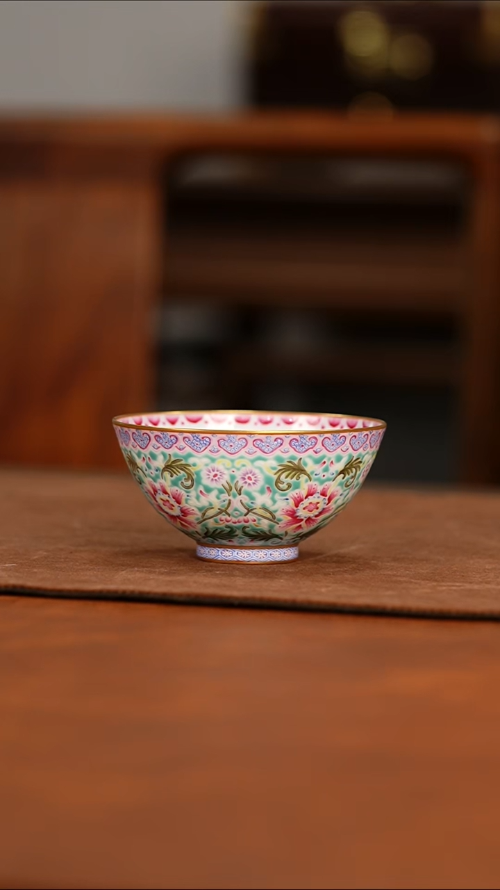 瓷瓷姑娘溢珍堂花卉杯