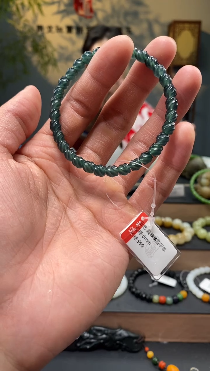 【闪购商品】翡翠手串未镶嵌6mm翡翠喜旋手串