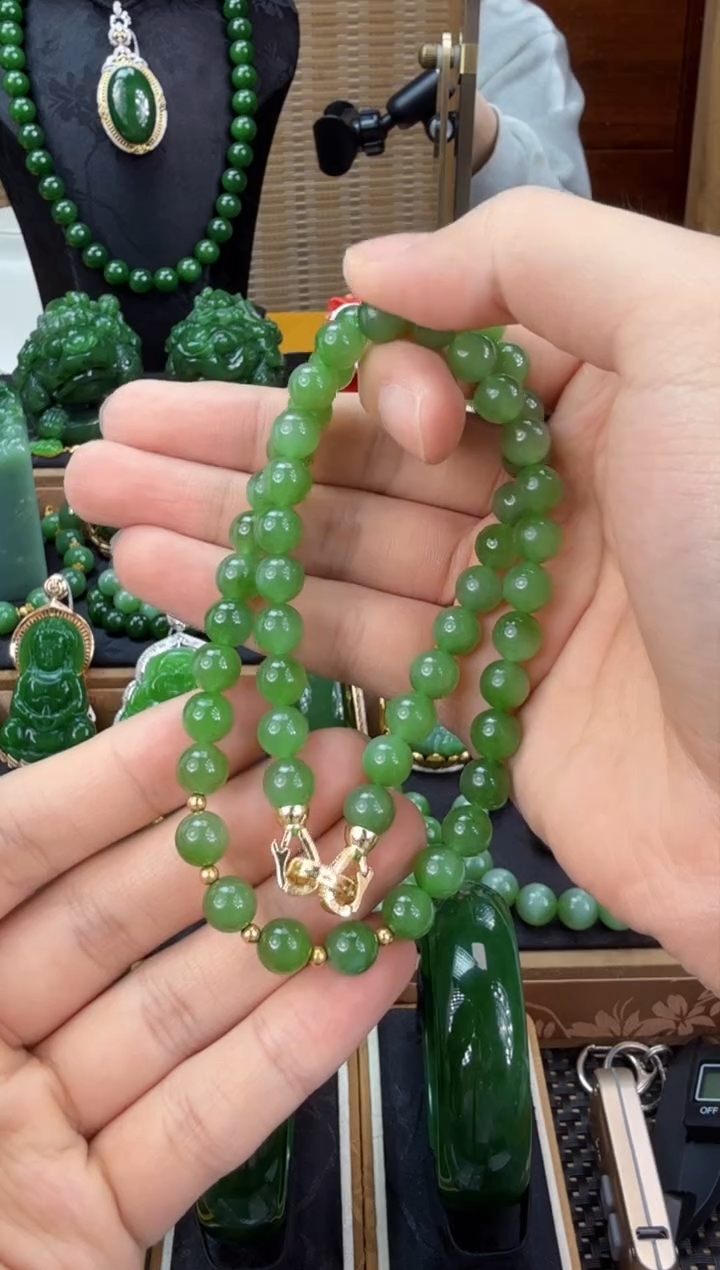 【闪购商品】和田玉（碧玉）项链18K金镶嵌 