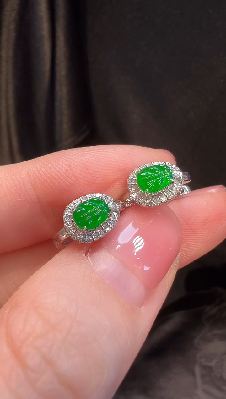 18K金镶嵌翡翠耳饰L6