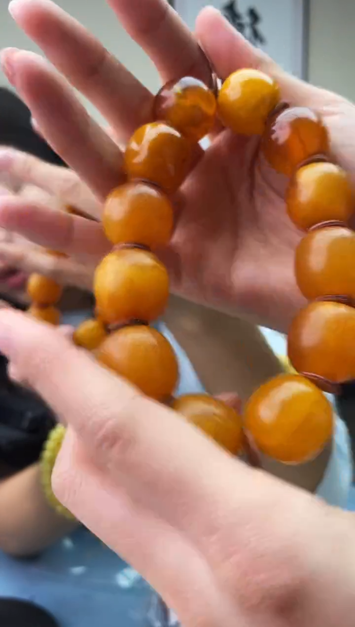 琥珀未镶嵌珠宝奇石T0微瑕假一罚十，多样性发一件