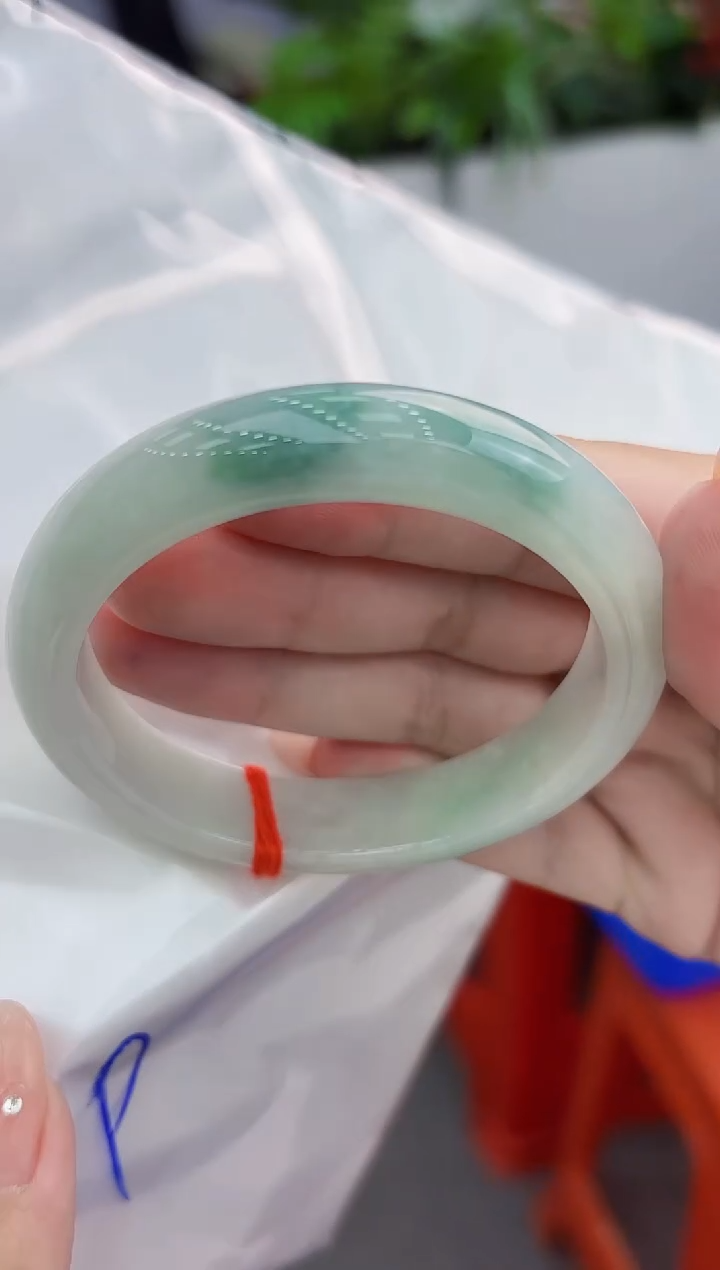 【闪购商品】翡翠手镯未镶嵌翡翠手镯