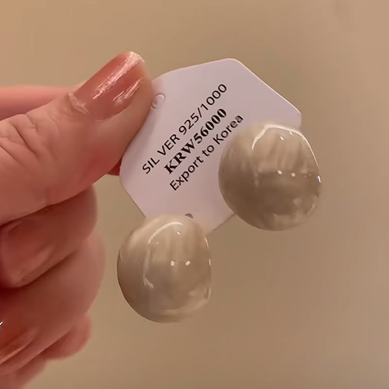 铜合金耳饰 法式复古奶白色滴釉艺术感豆豆耳钉气质椭圆几何耳饰