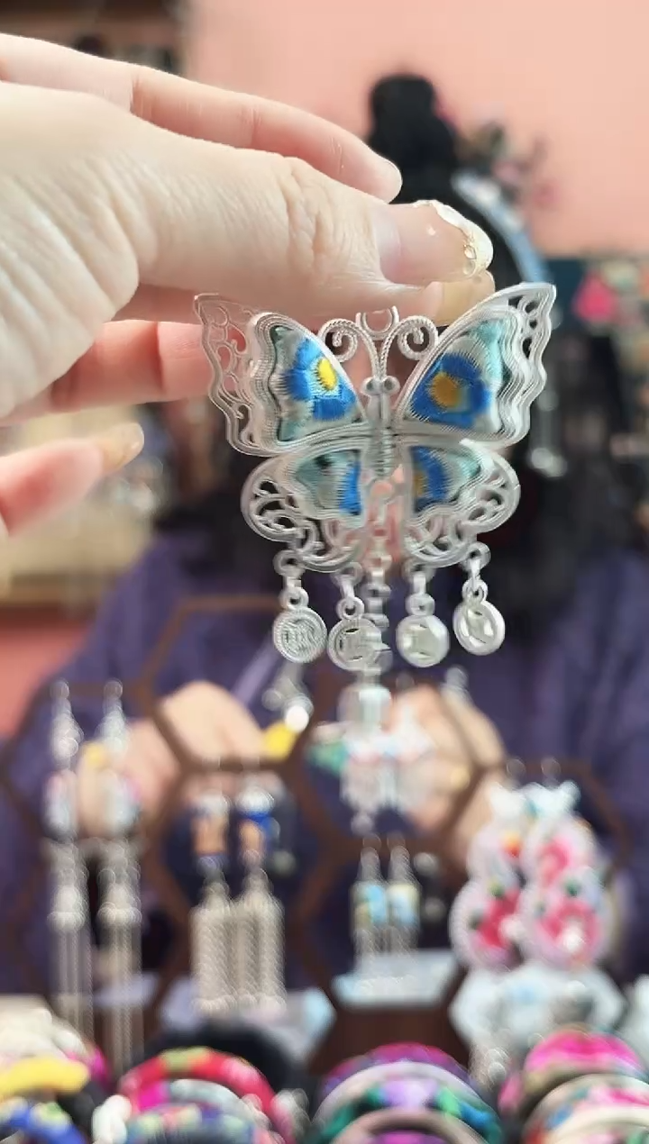 艺枝独绣手工饰品185