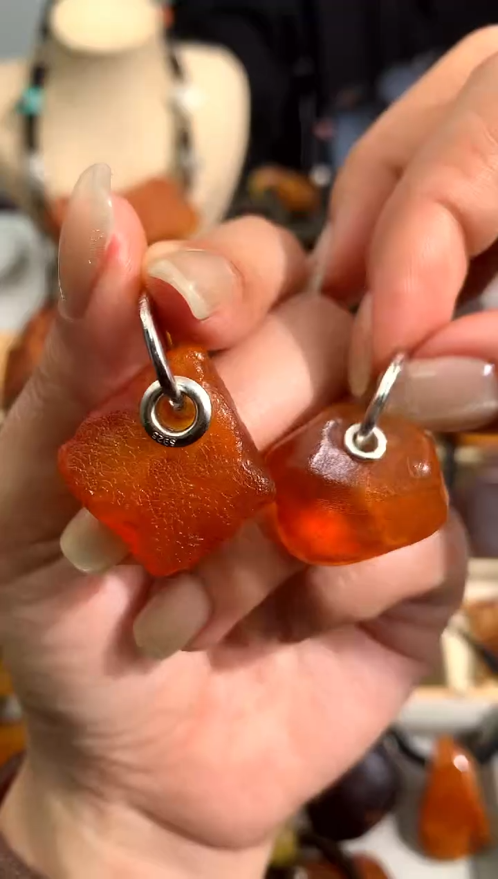【闪购商品】蜜蜡裸石未镶嵌似玉