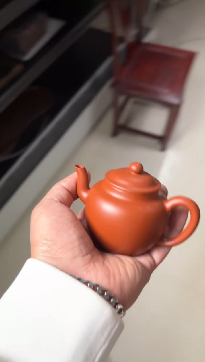 茶壶紫砂半手工朱泥宫灯140毫升