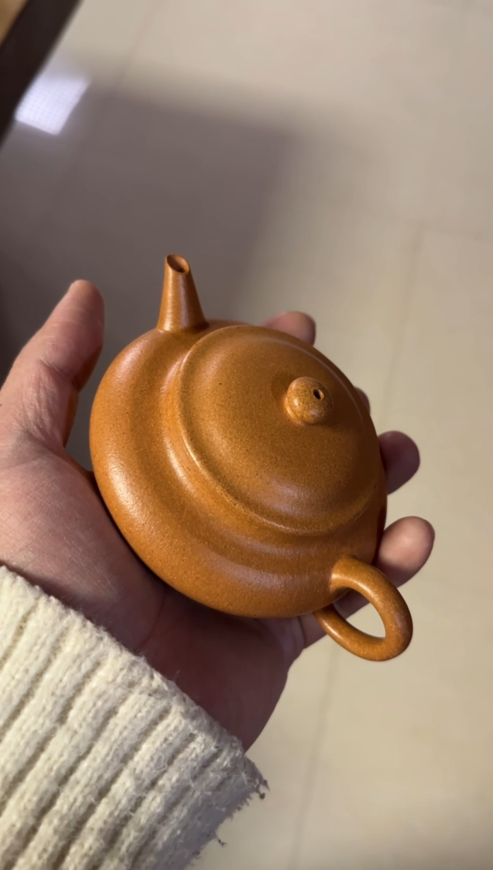 茶壶紫砂全手工黄金段虚扁150毫升