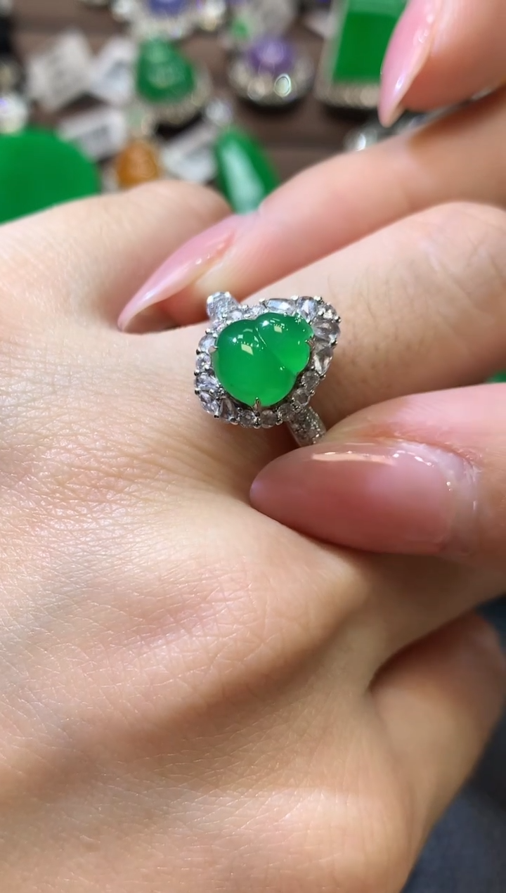 【闪购商品】翡翠戒指18K金镶嵌D41一件