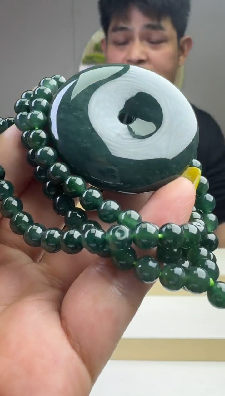 颈饰未镶嵌翡翠天然A货翡翠  多样性随机发其一