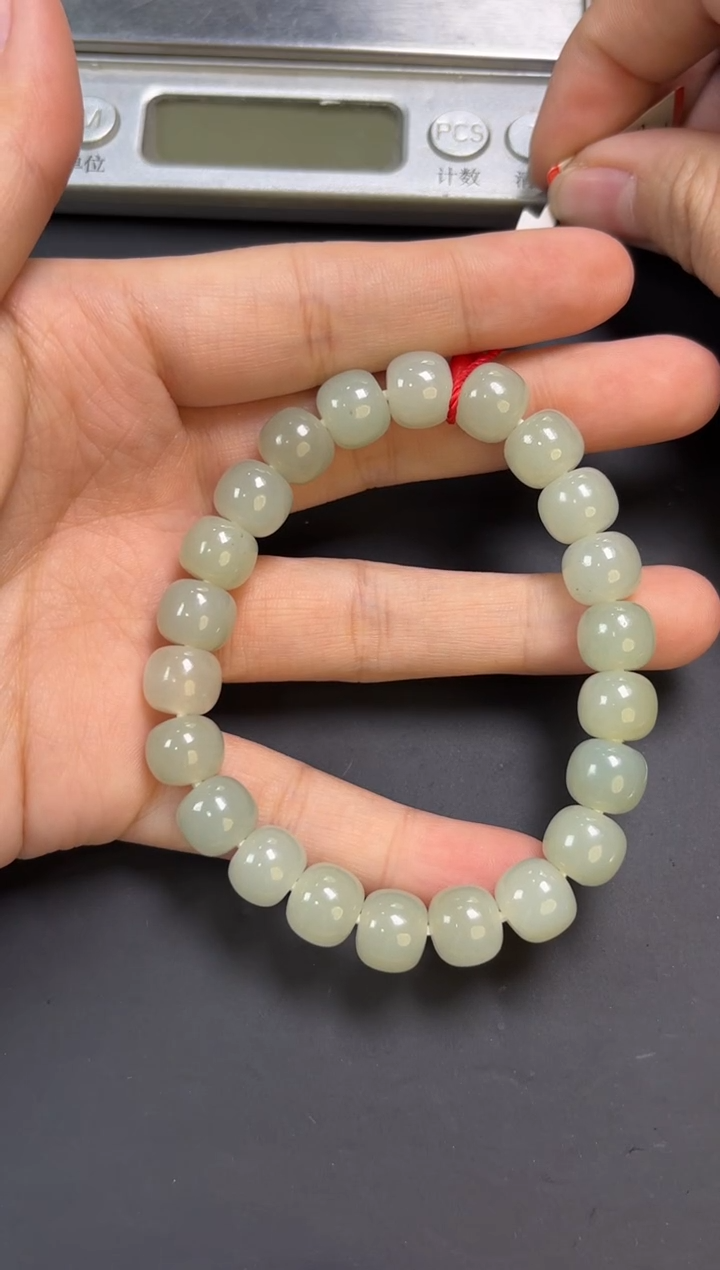 【闪购商品】和田玉手串未镶嵌且末微色差近矿卡9*10直切