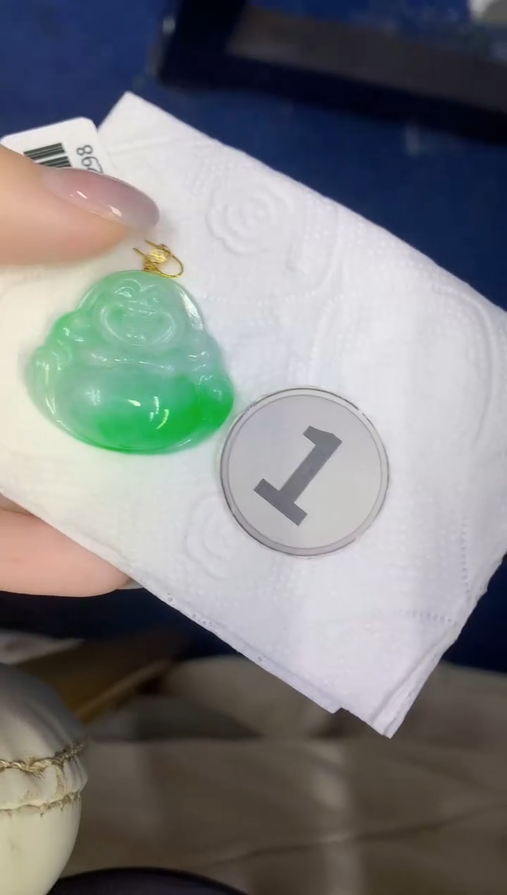 颈饰18K金镶嵌翡翠缅甸天然翡翠A货