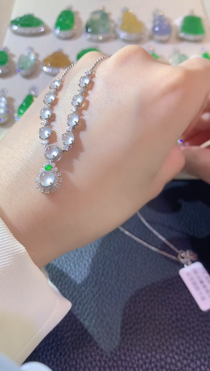 【闪购商品】翡翠套链18K金镶嵌D3翡翠多样性发一件