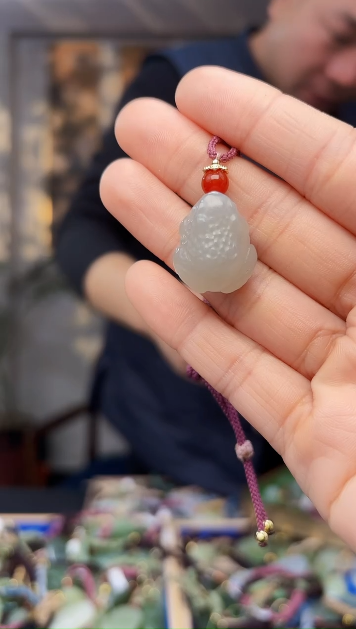 【闪购商品】和田玉颈饰未镶嵌拍一发一