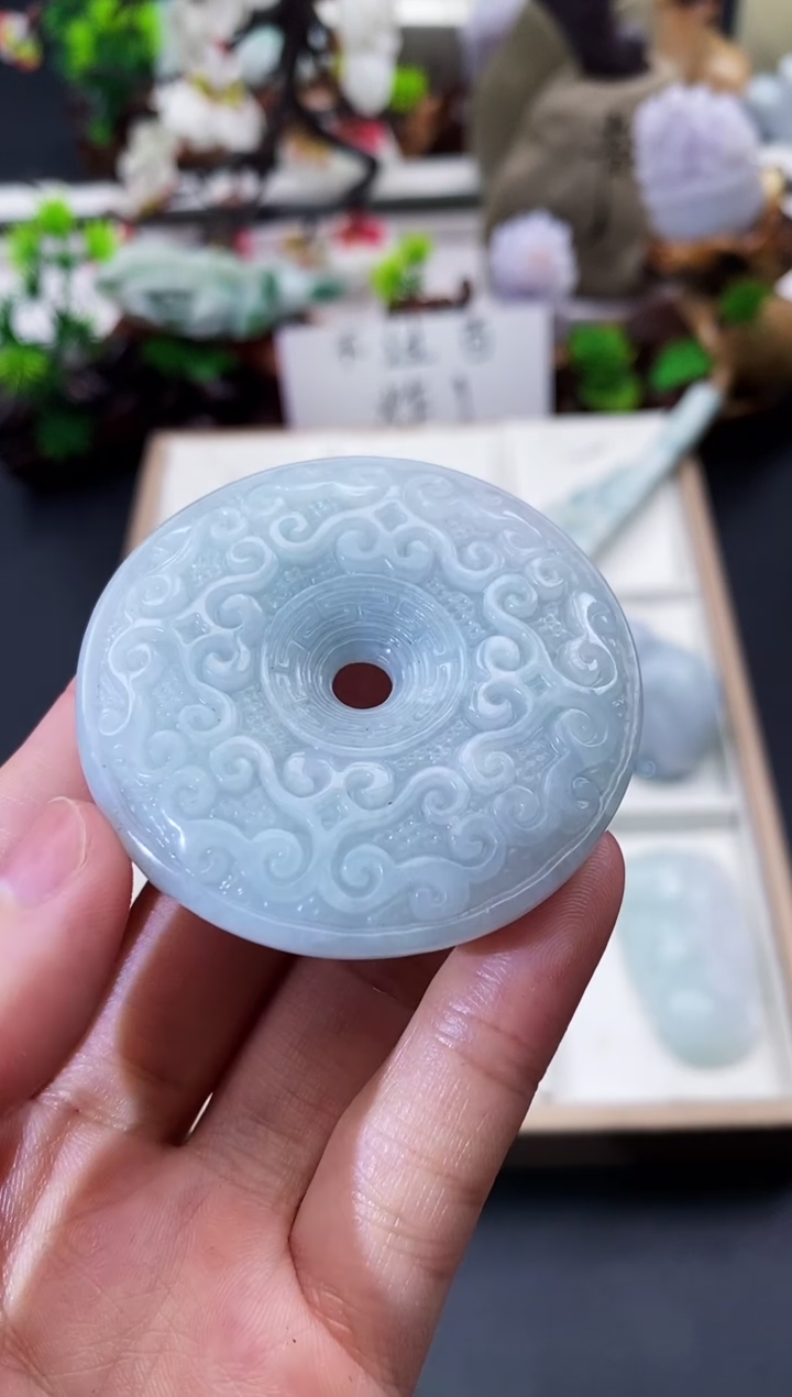 颈饰未镶嵌翡翠天然缅甸A货翡翠