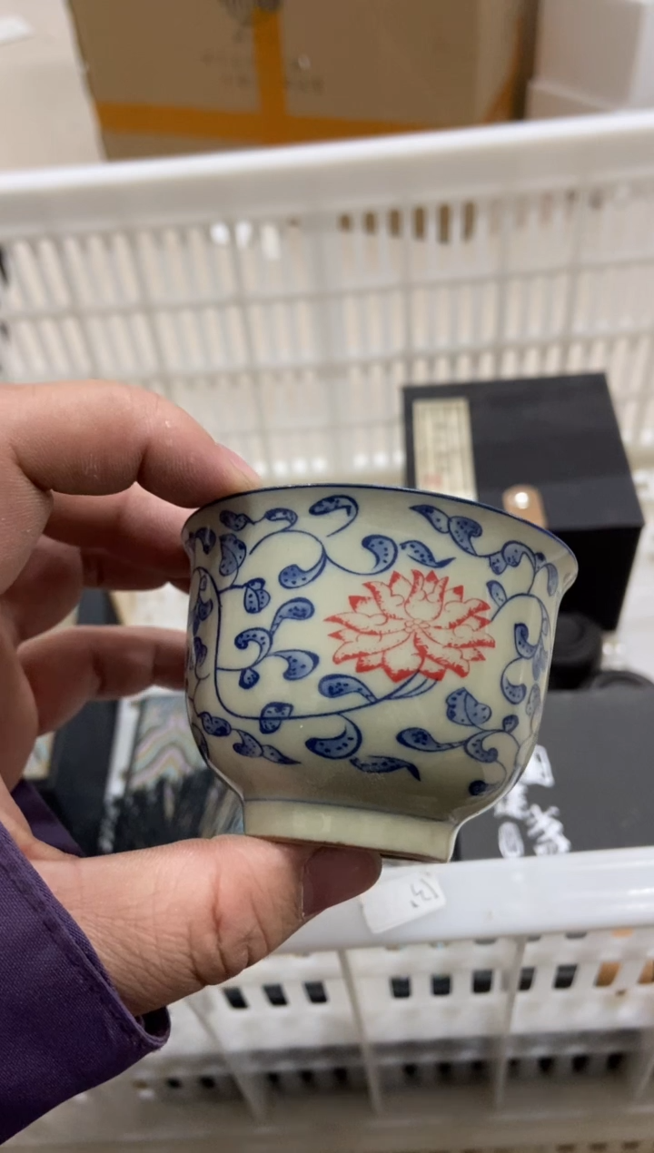 无运费险有瑕疵的摄影的产品有使用过的痕迹有点脏介意勿拍