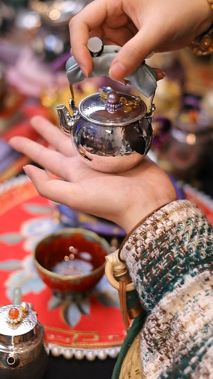 【闪购商品】摆件山怂阿卿直播间@@提梁银壶