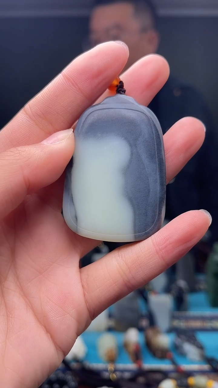 未镶嵌和田玉挂件1