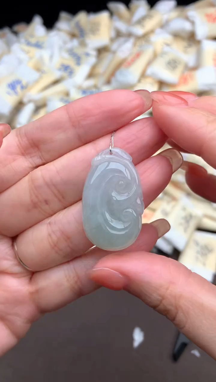 【闪购商品】翡翠挂件未镶嵌一