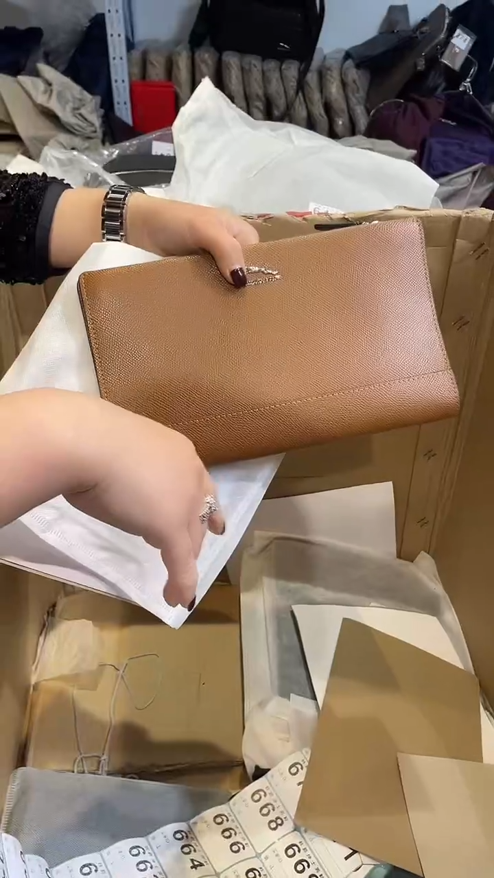 头层牛皮647品牌男包清货中（不要卡单，理性消费）