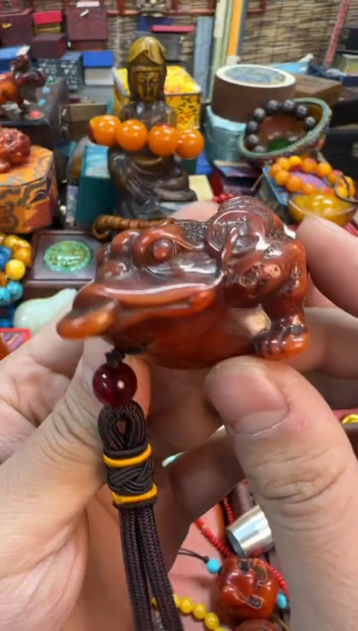 【闪购商品】蜜蜡裸石未镶嵌推荐好物如图所示