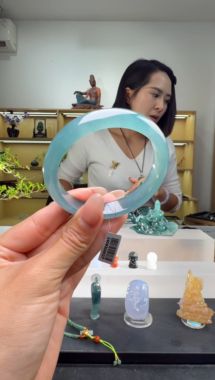 未镶嵌手镯翡翠56圈