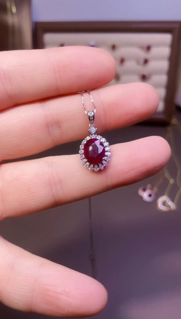 【闪购商品】红宝石吊坠(赠链)银S925镶嵌一条