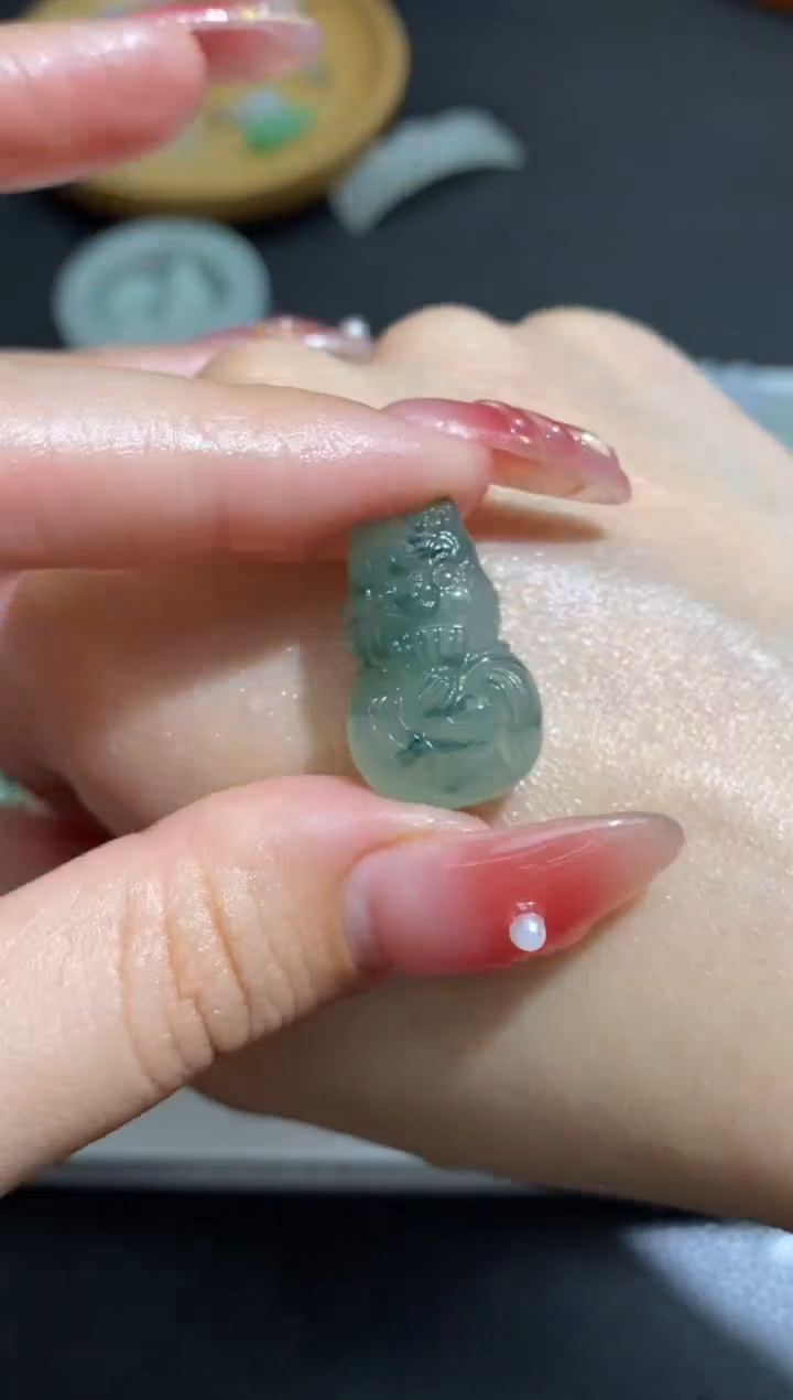 未镶嵌定制翡翠翡翠毛货~