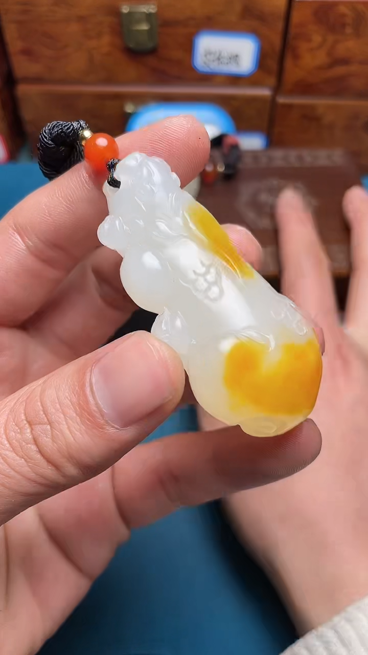 【闪购商品】和田玉把件未镶嵌和田玉