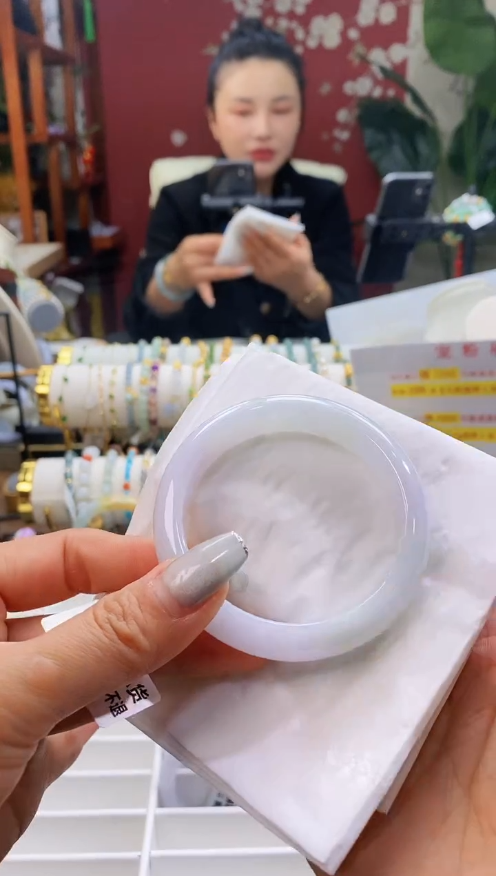 【闪购商品】翡翠手镯未镶嵌67冰胶5354/12.8*7.6