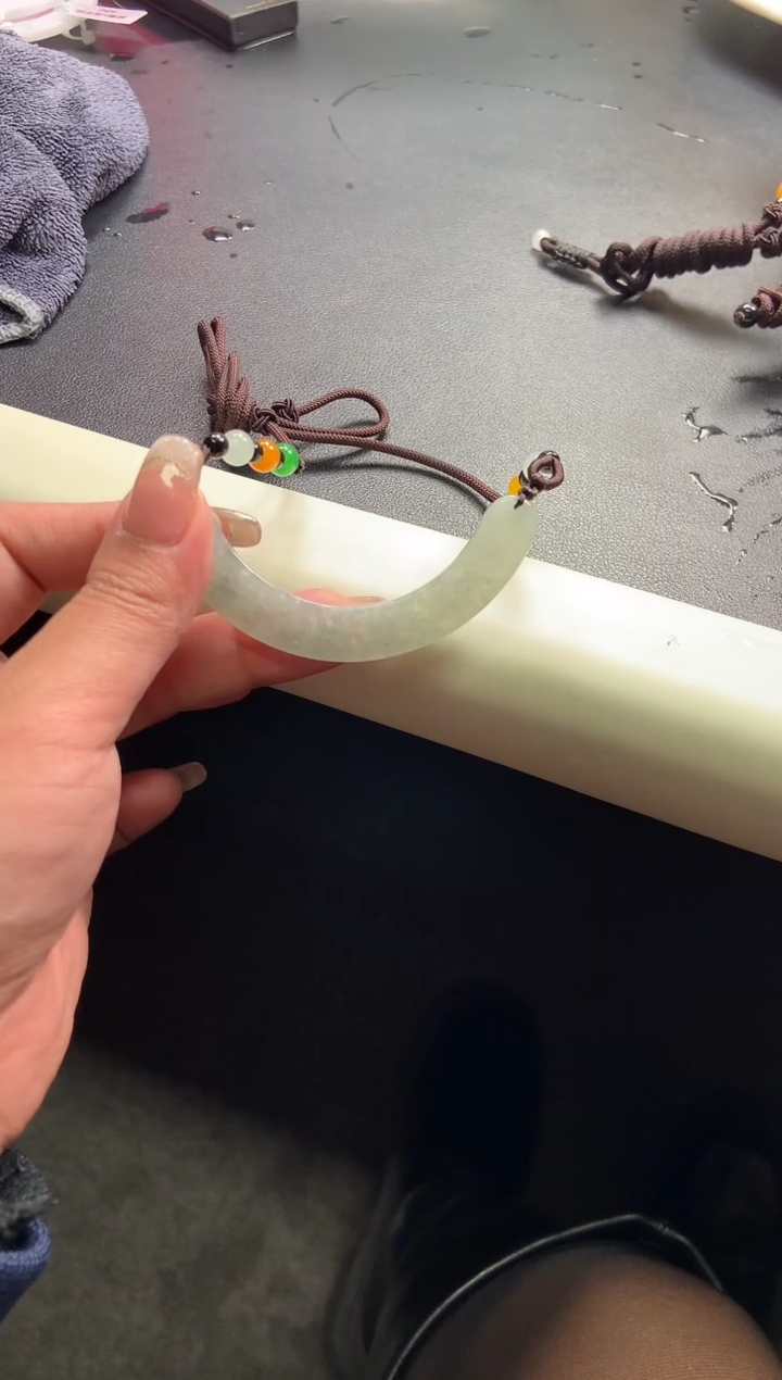 【闪购商品】翡翠颈饰未镶嵌玉璜编绳