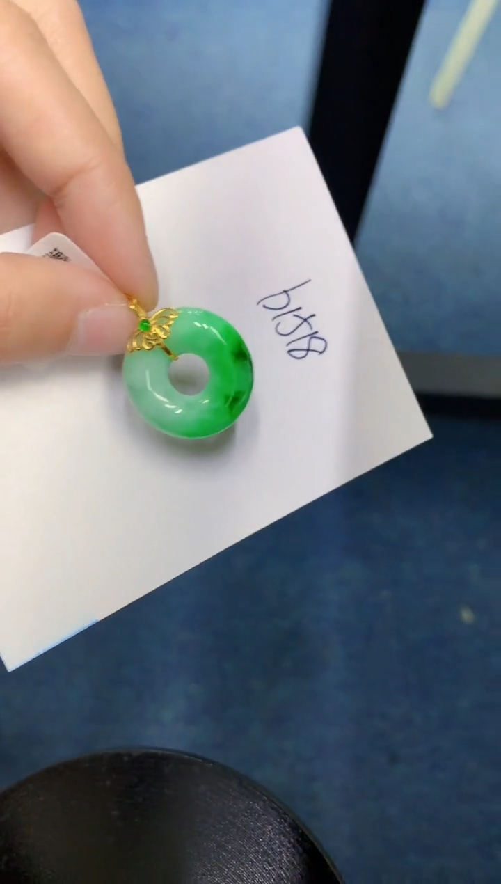 【闪购商品】翡翠颈饰18K金镶嵌000000000