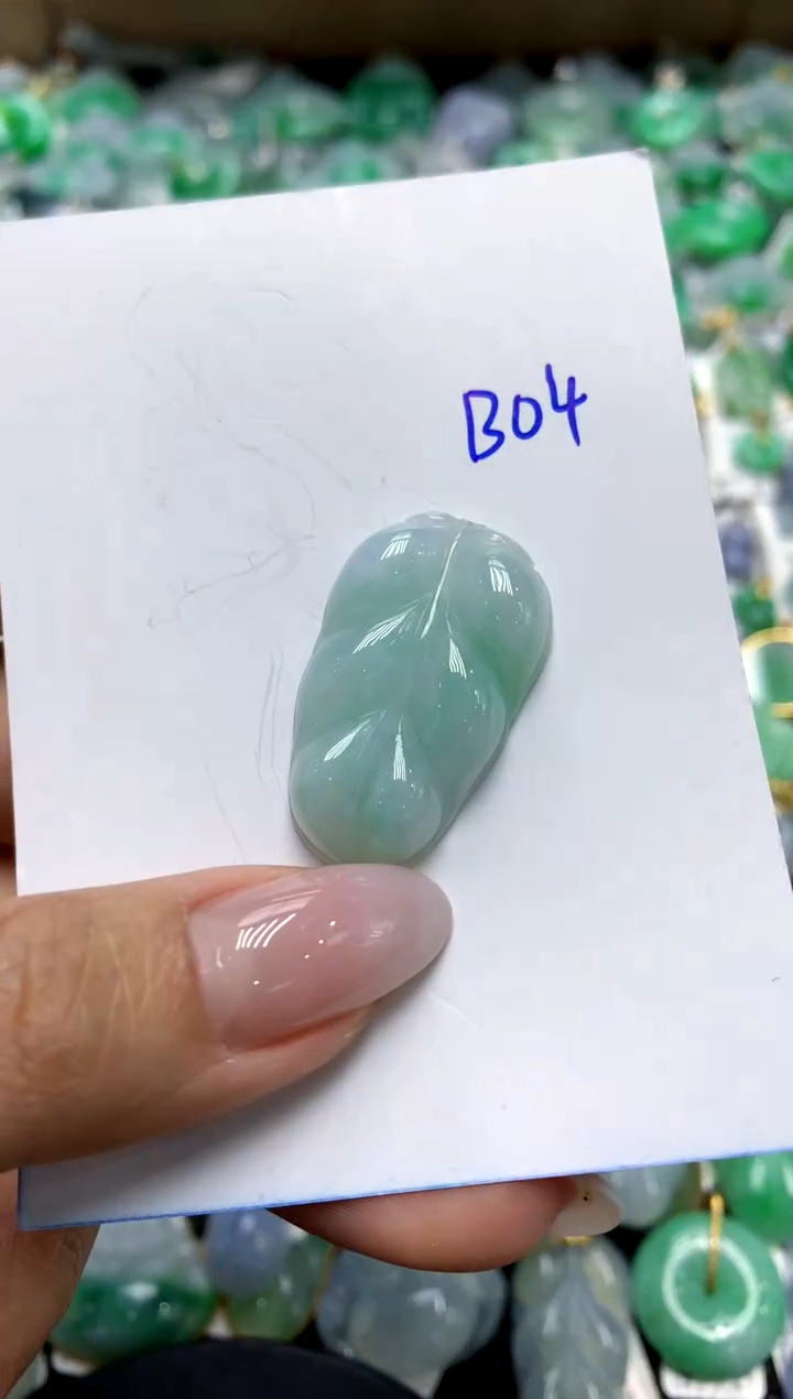 翡翠未镶嵌颈饰11111111111111111