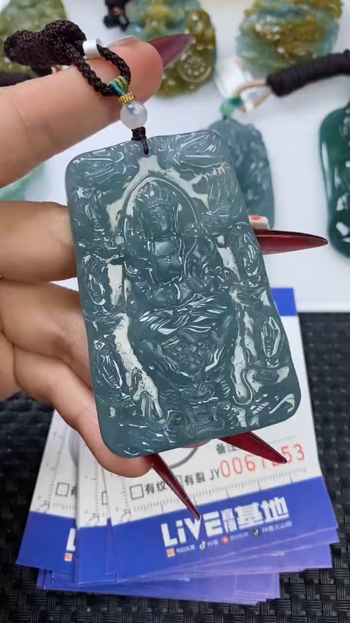 【闪购商品】翡翠颈饰未镶嵌1111111111111111