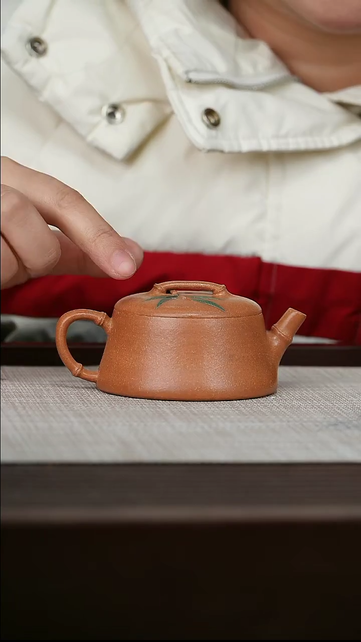 【闪购商品】宜兴原矿紫砂壶茶壶100C