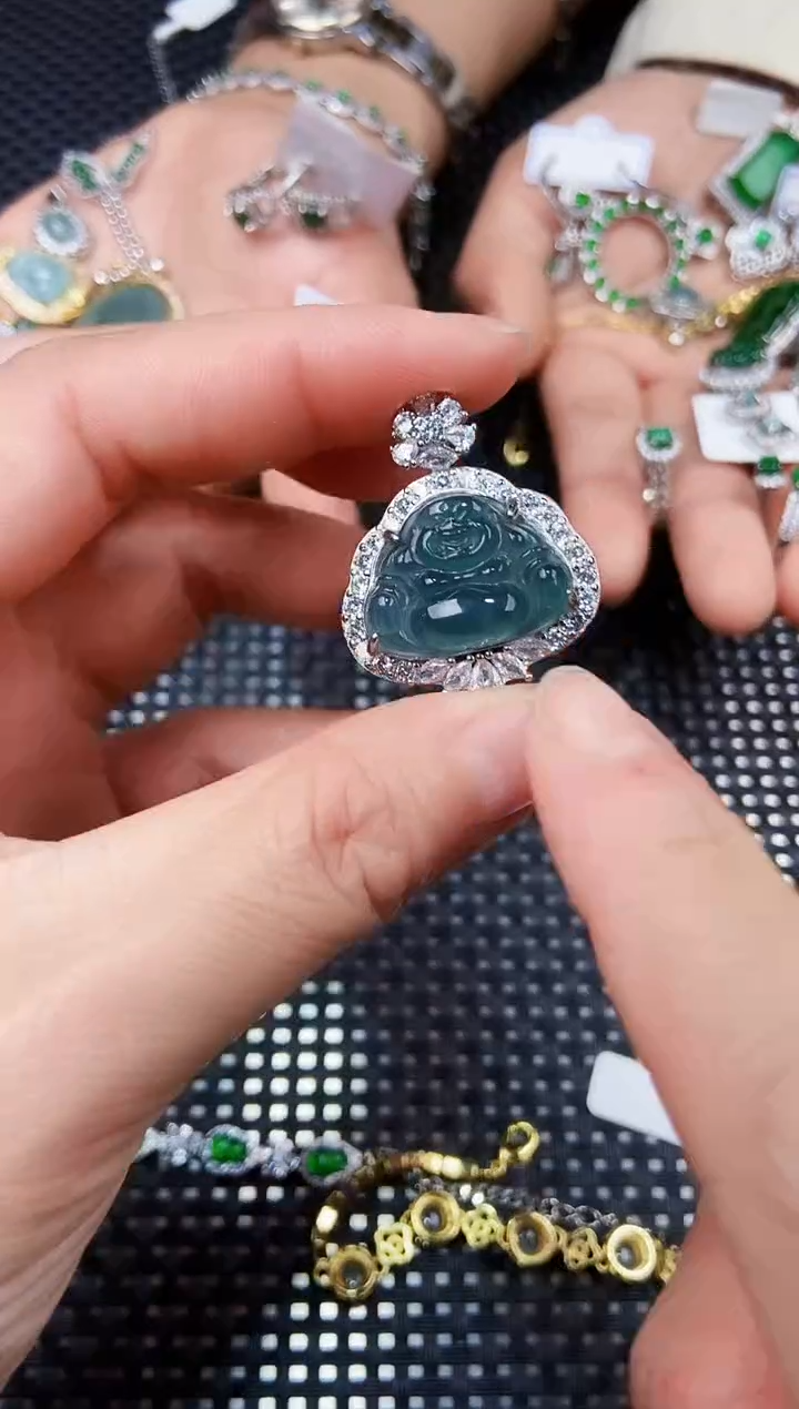 【闪购商品】翡翠吊坠(不含链)未镶嵌11111111