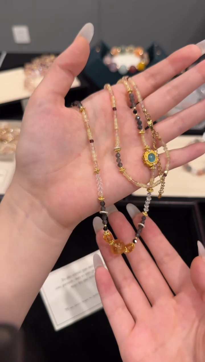 水晶手链未镶嵌银虎眼石四圈手串