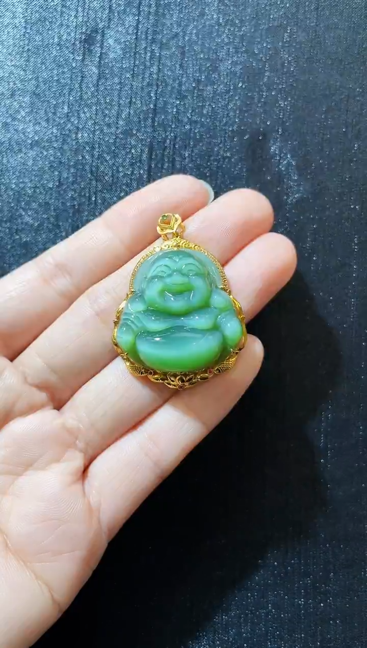 吊坠(赠链)18K金镶嵌和田玉多样性发一