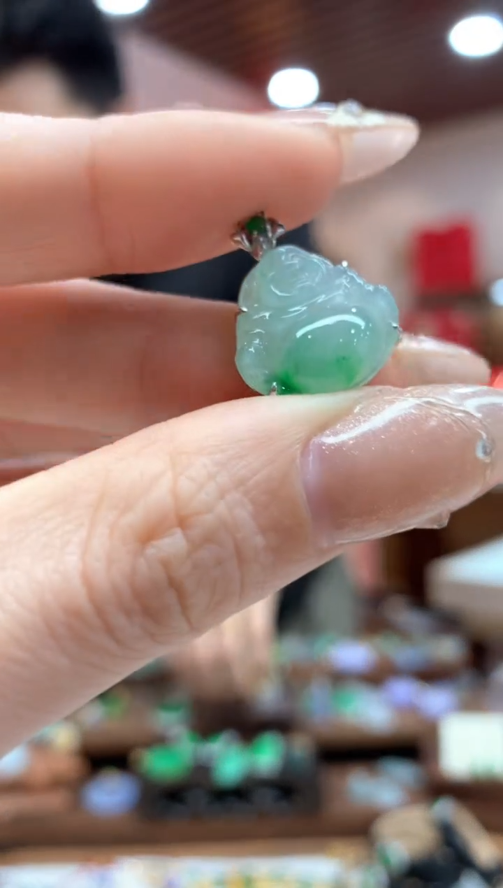 【闪购商品】翡翠吊坠(不含链)18K金镶嵌佛公