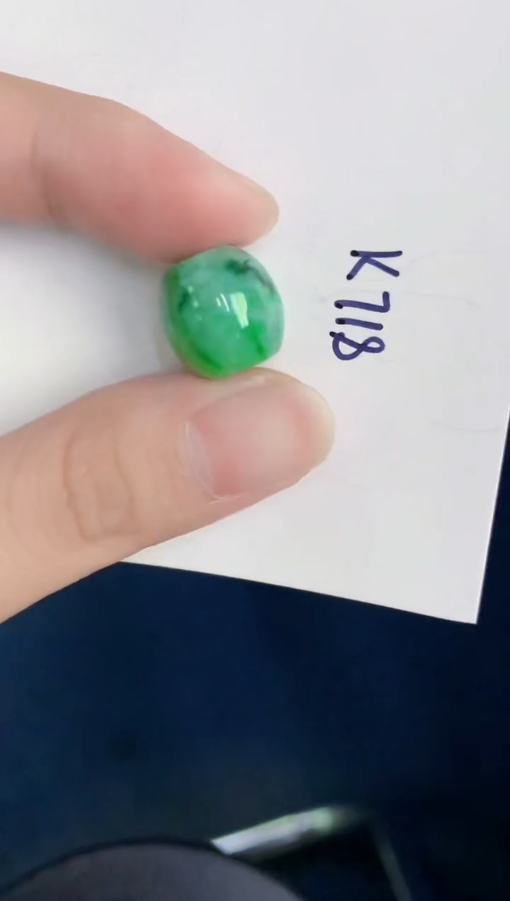 颈饰未镶嵌翡翠天然翡翠缅甸A货