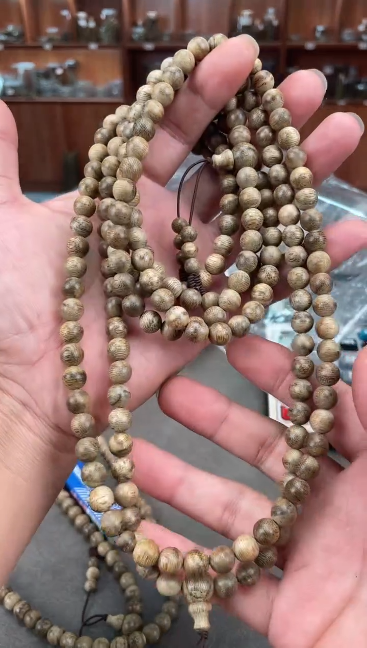 【闪购商品】沉香手串62号海南尖峰岭多样性发一条