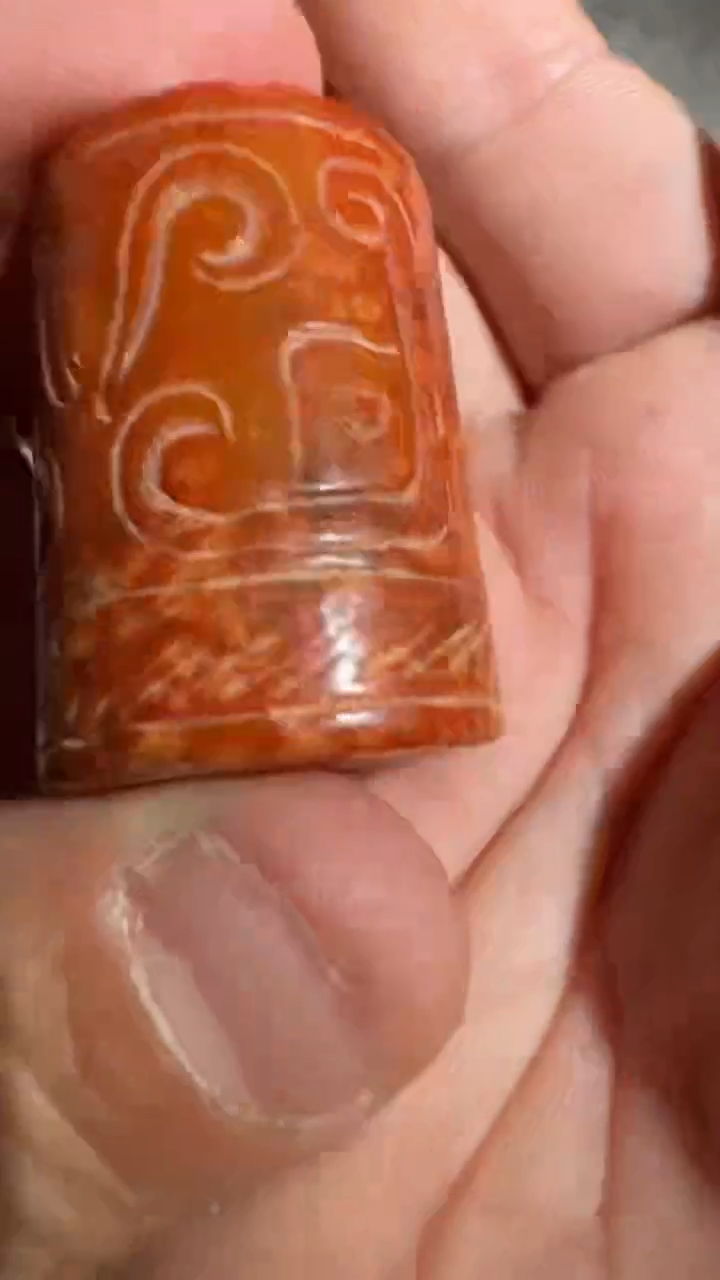 未镶嵌和田玉挂件和田玉挂件