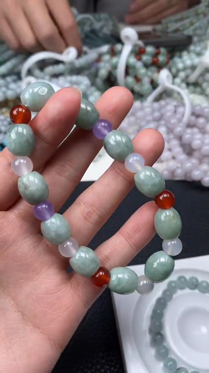 【闪购商品】翡翠挂件未镶嵌手串多样性发其一