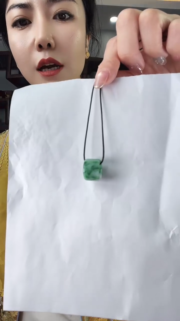 【闪购商品】翡翠颈饰未镶嵌路路通（多样性发货，发其一）