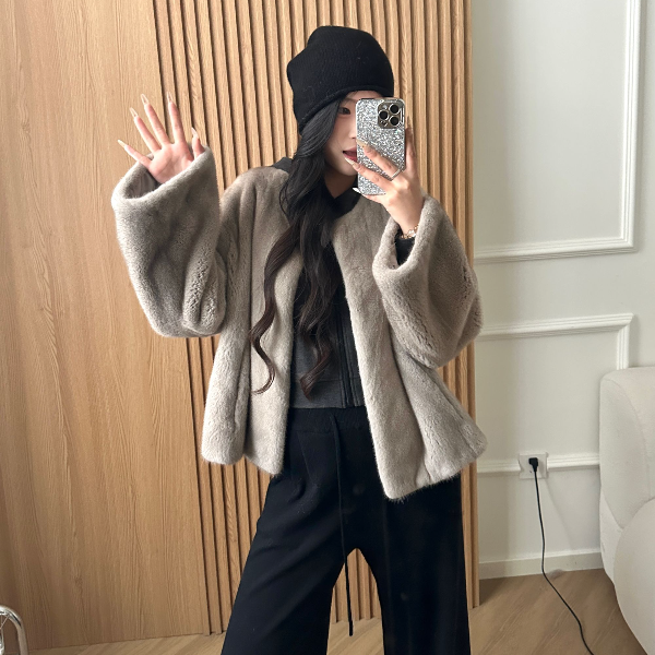 alysocci速喜「小缪Lady」圆领短款重工万代丹麦短二天鹅绒水貂皮草