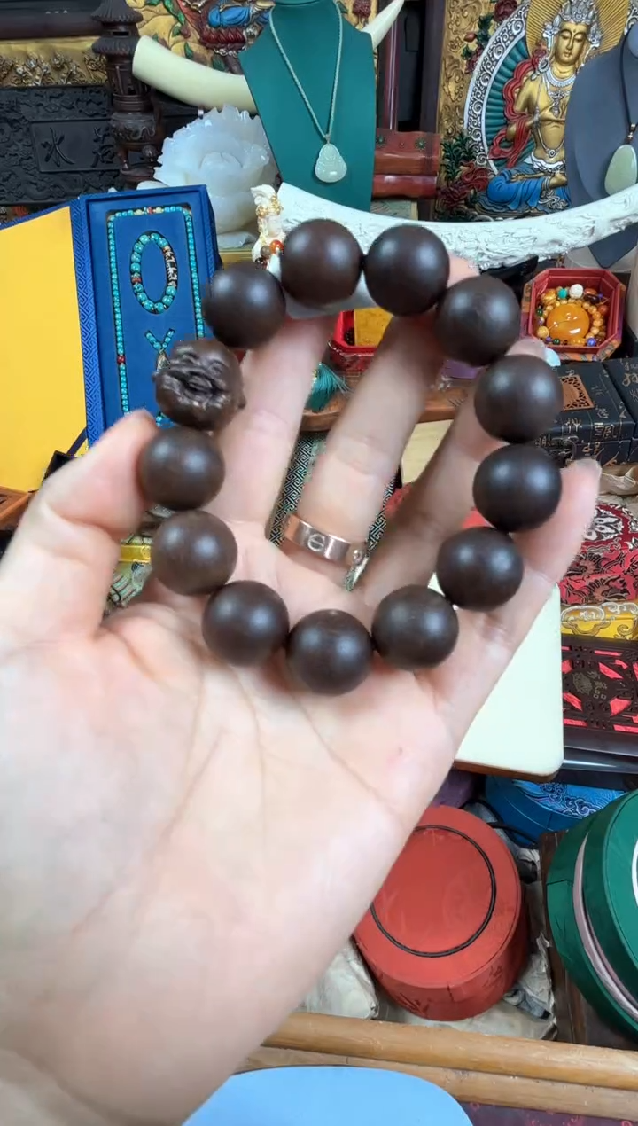 沉香纯露沉香768678768768786768