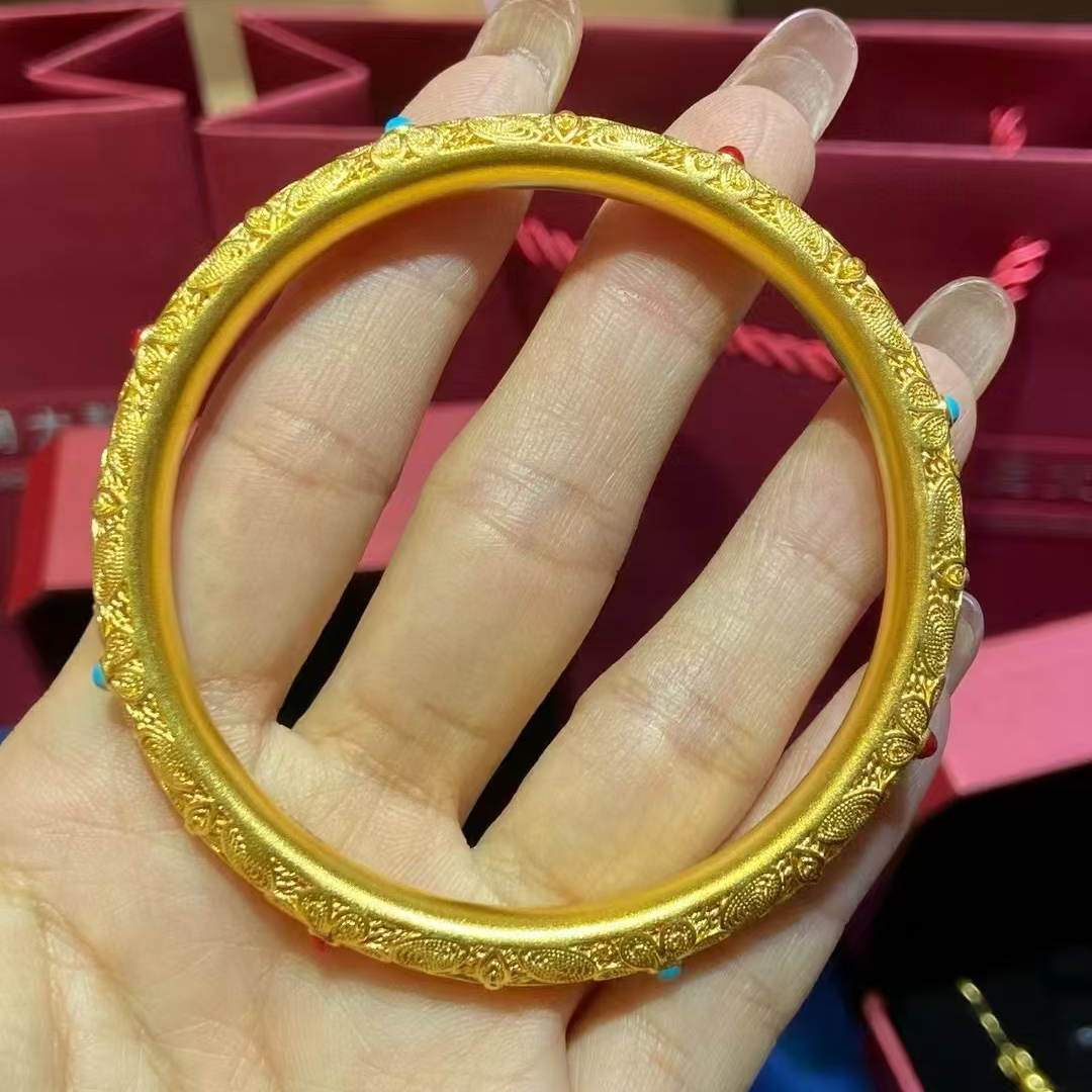 钨金手镯 黄金手镯