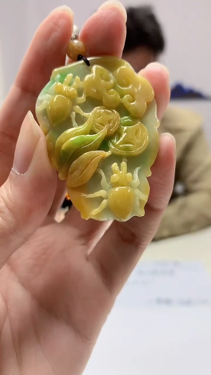 【闪购商品】定制翡翠未镶嵌4688zm-毛货挂件64