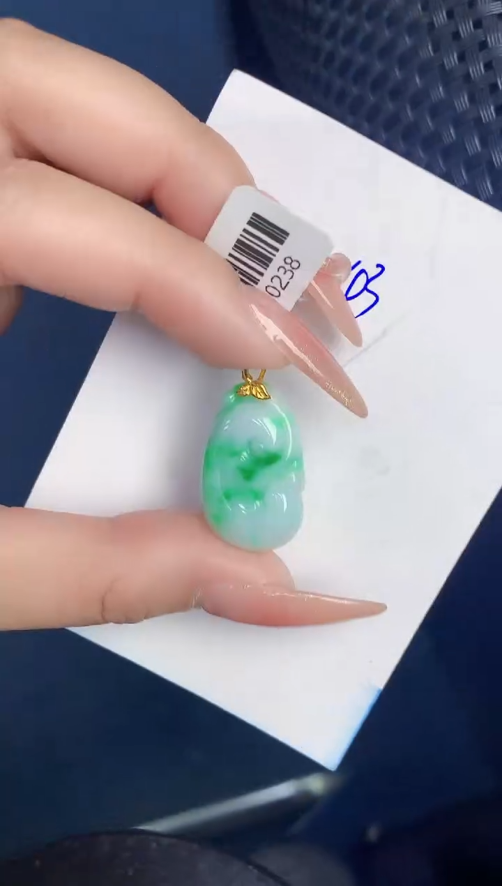 【闪购商品】翡翠颈饰18K金镶嵌000000000